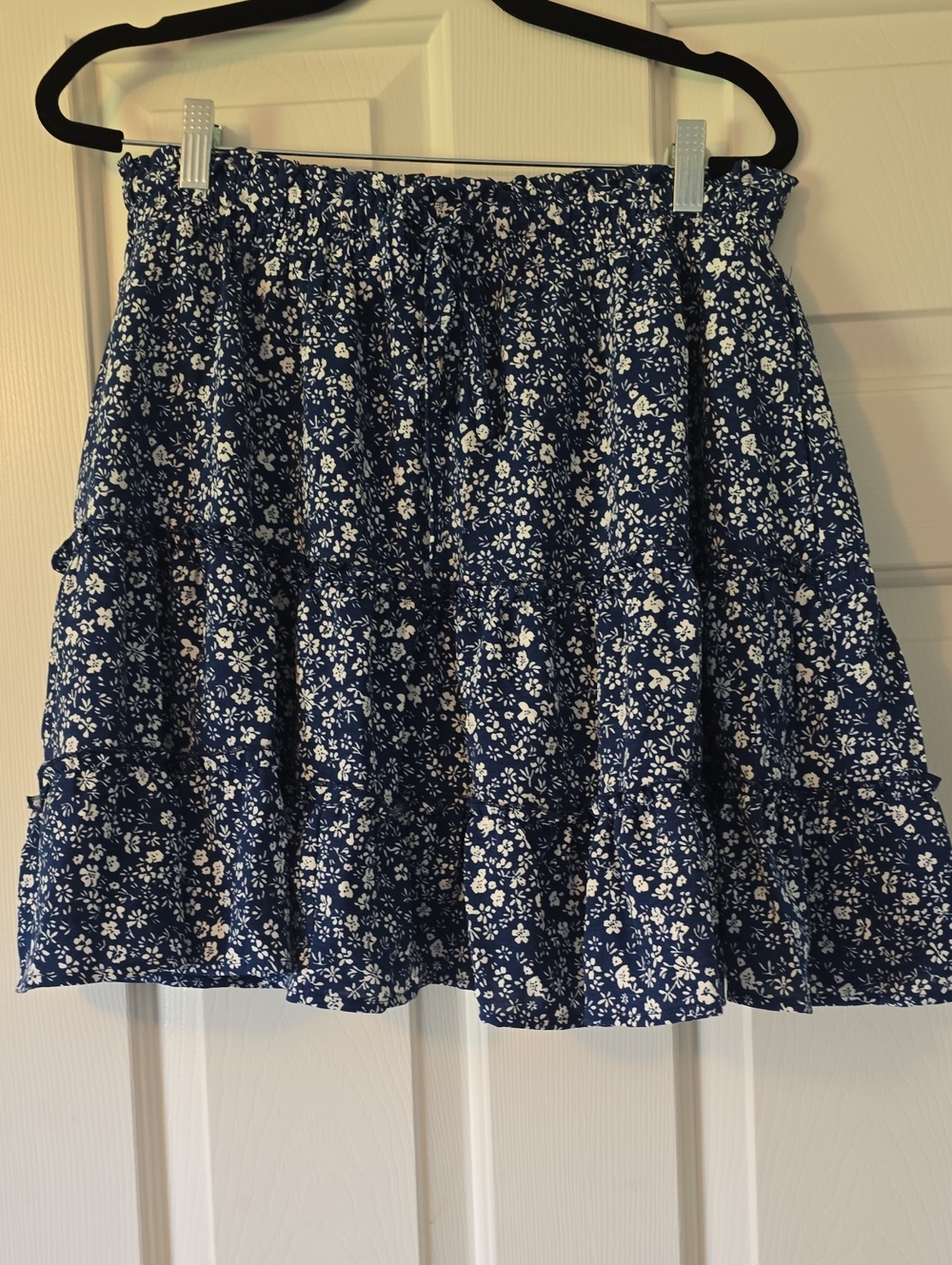 Blue Floral Tiered Mini Skort Sz Lg Nwt